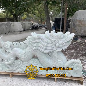 Tượng Ông Rồng bằng đá cẩm thạch trắng xanh dài 1,8 mét (R003)